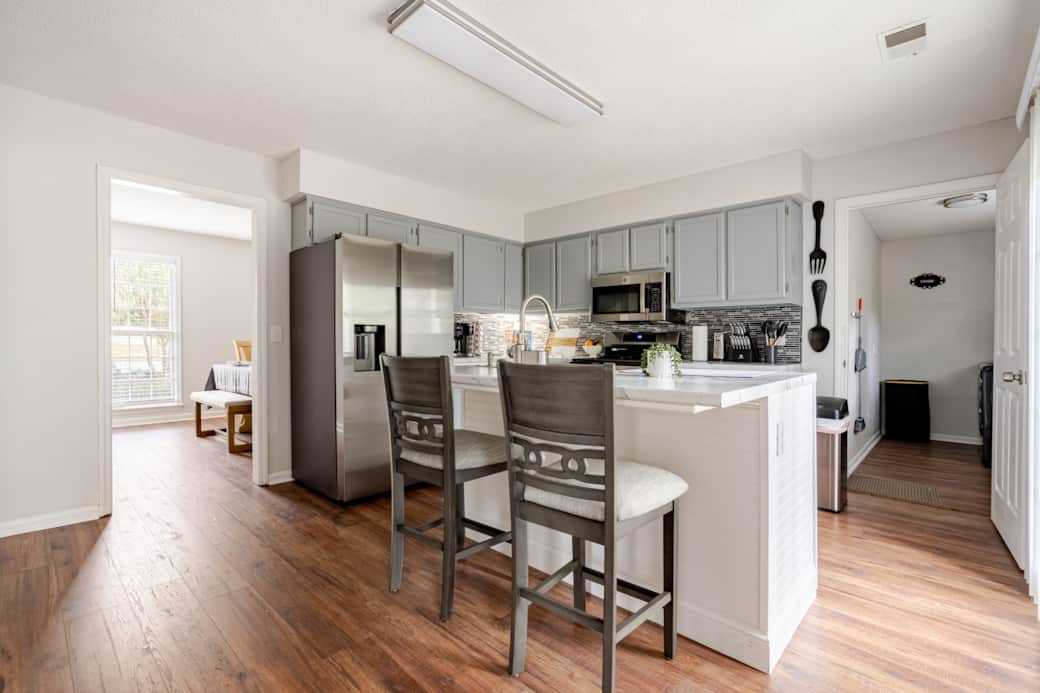 New photo airbnb kitchen v