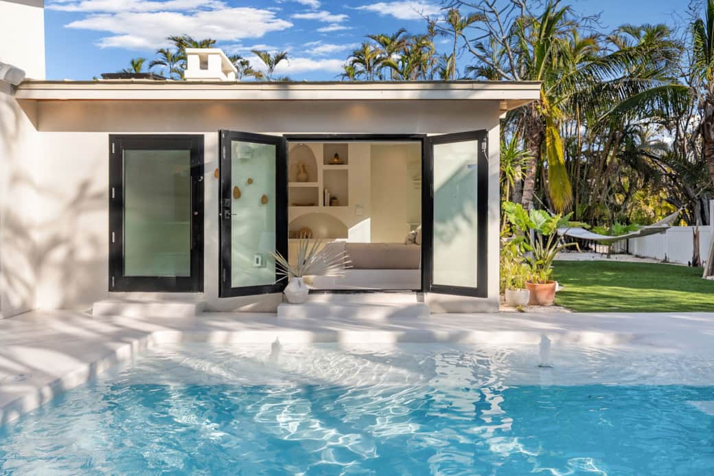 F5E30651 DBF3 4023 A2F9 437D74C42979