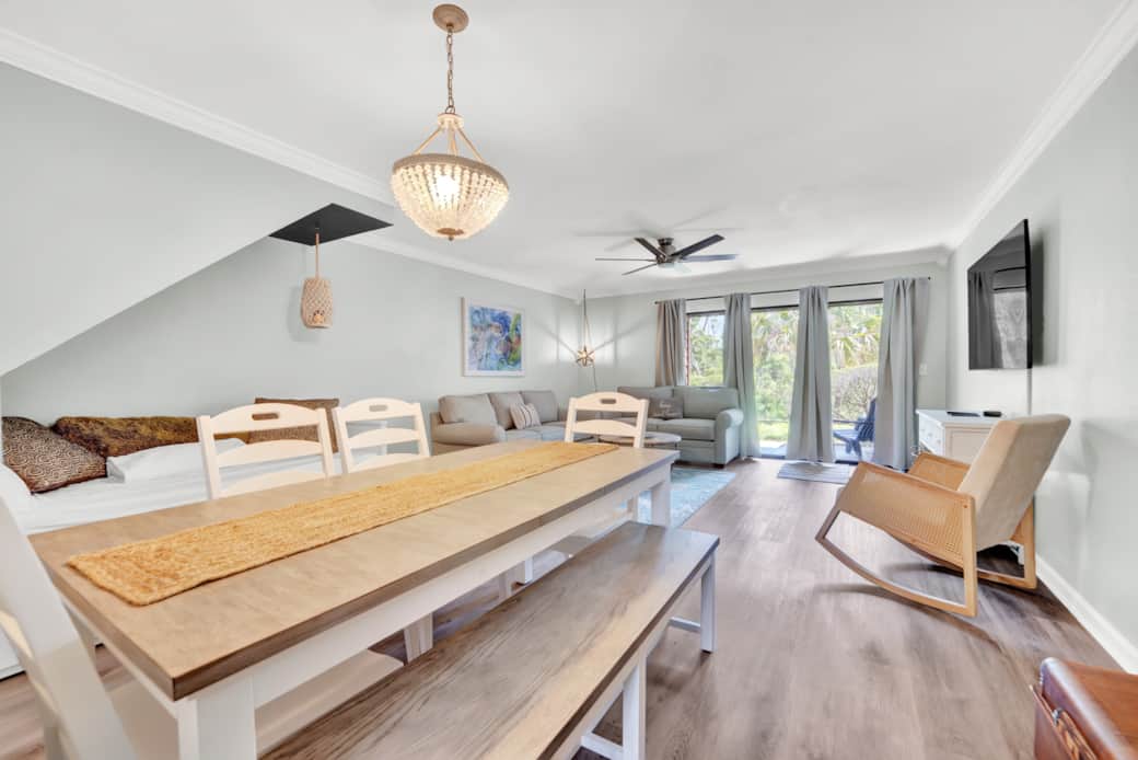 Dining Seating