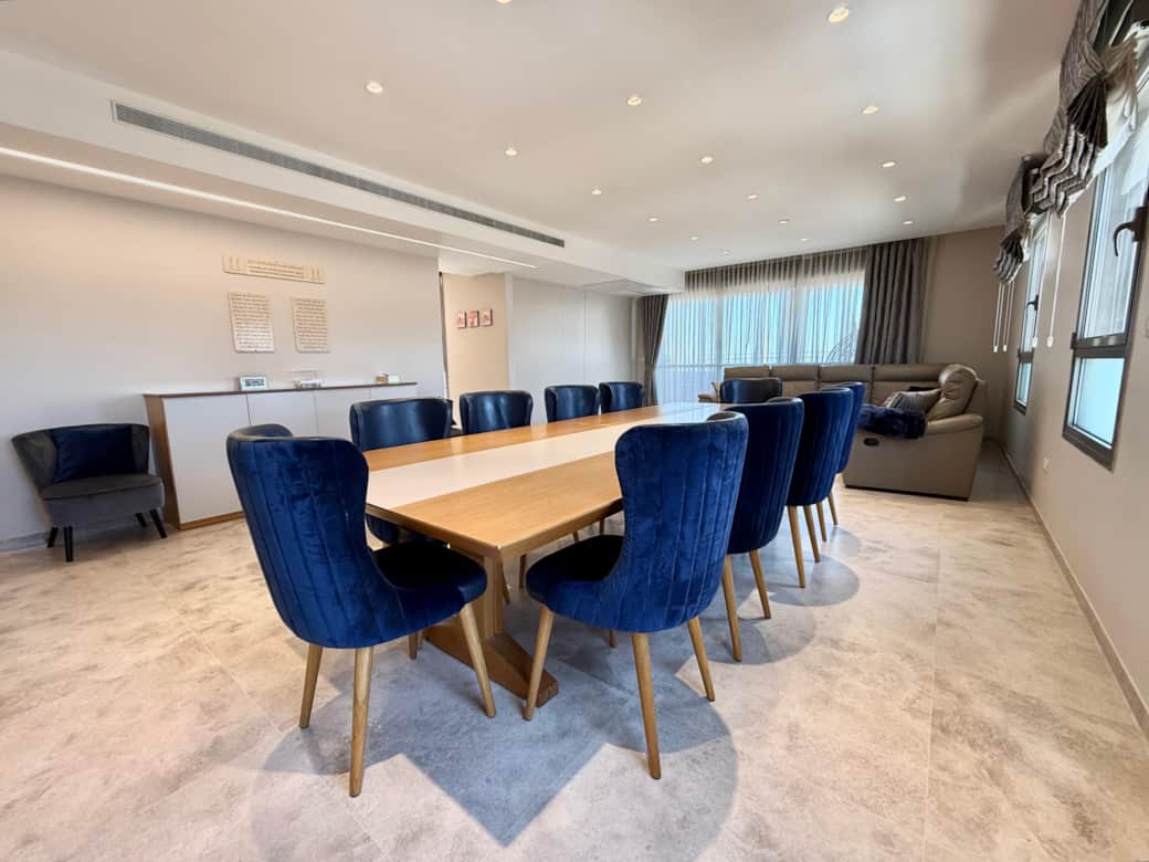 Dining room (2)