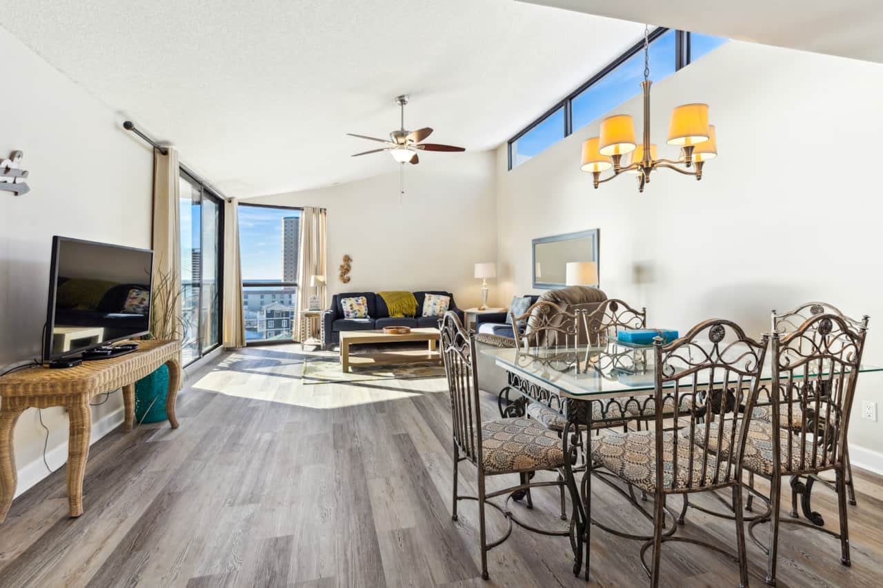 Open and airy - vaulted ceilings!