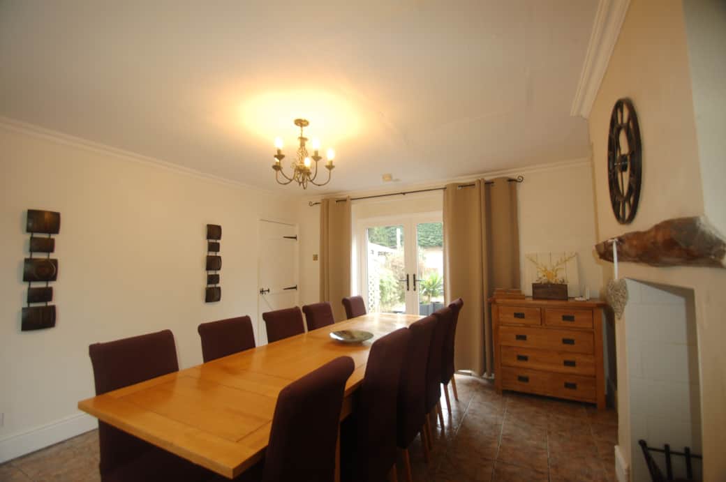 Dining Room Seats Ten