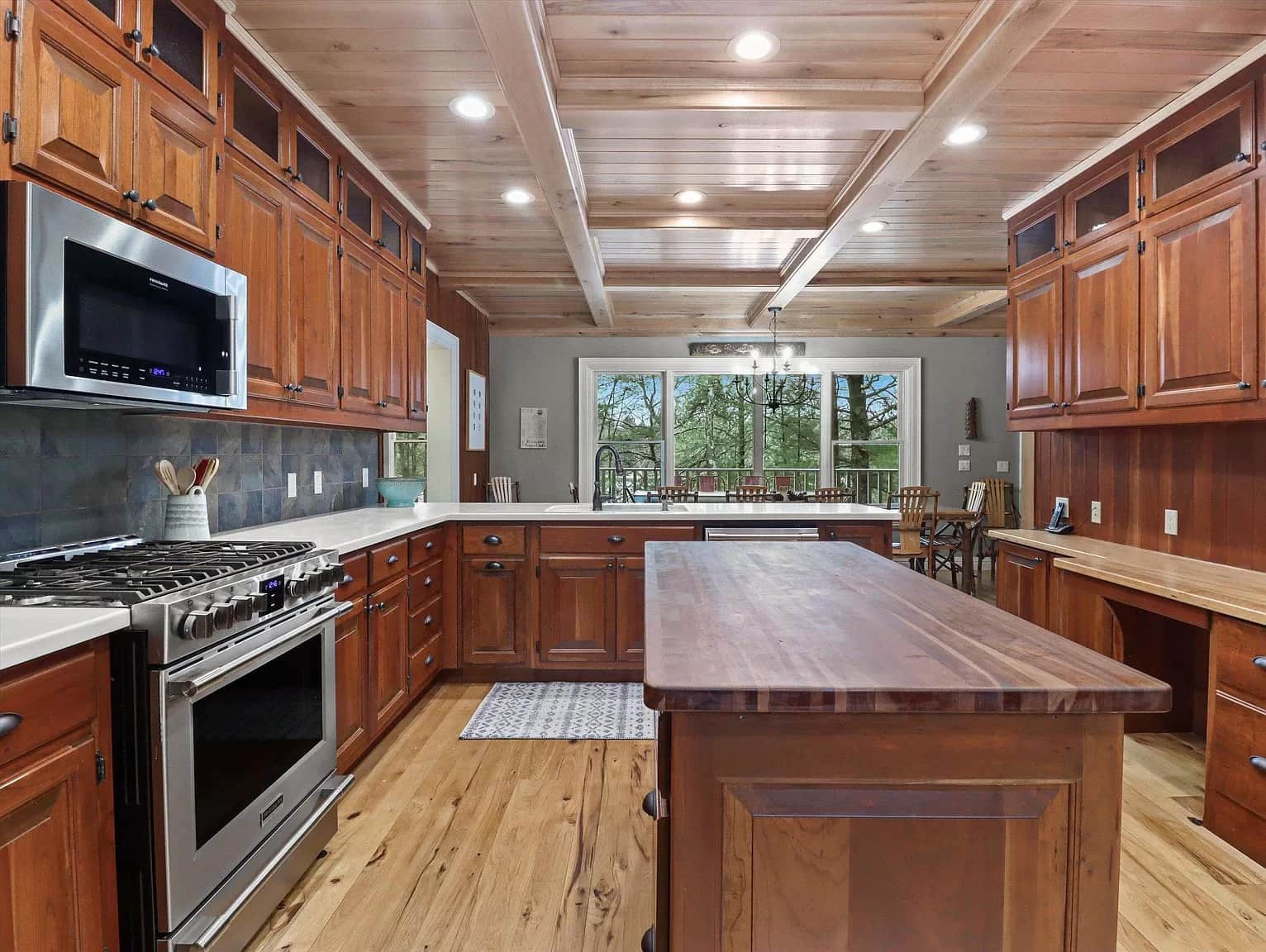 kitchen2.jpeg