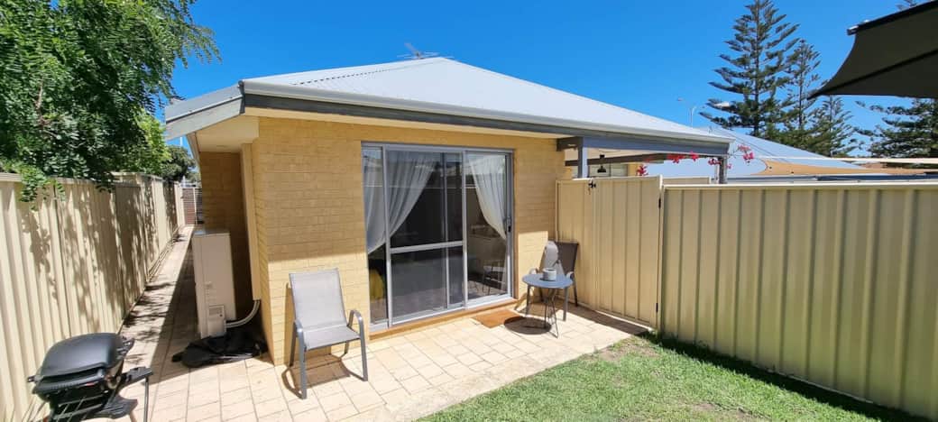 Amaroo garden and alfresco