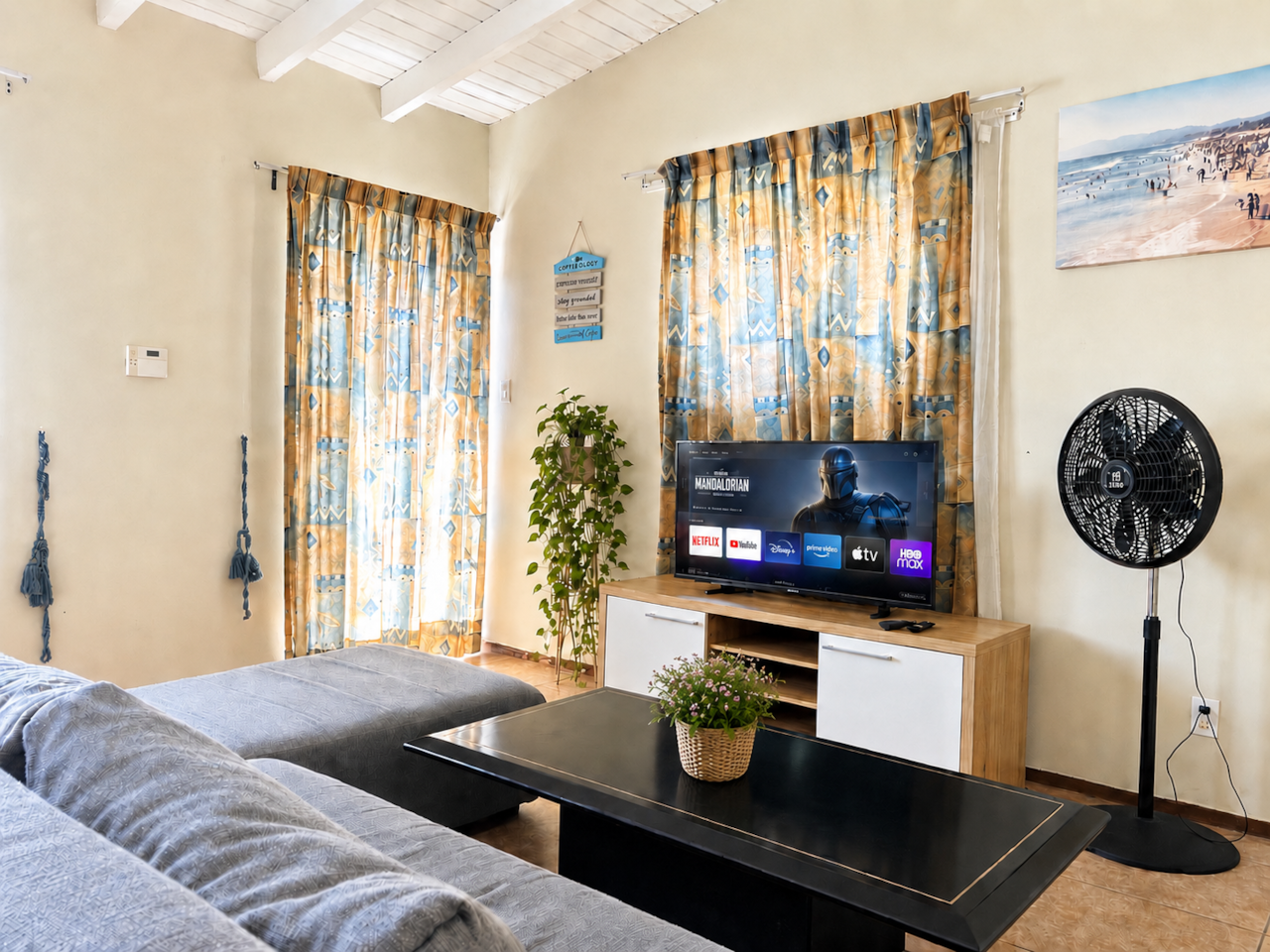 Spaciouse Living Room - Corner Sofa |Smart Tv |Fan 