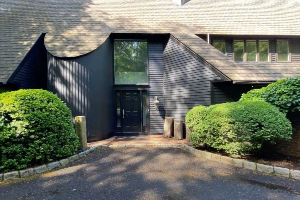 Grand entrance Grand entrance