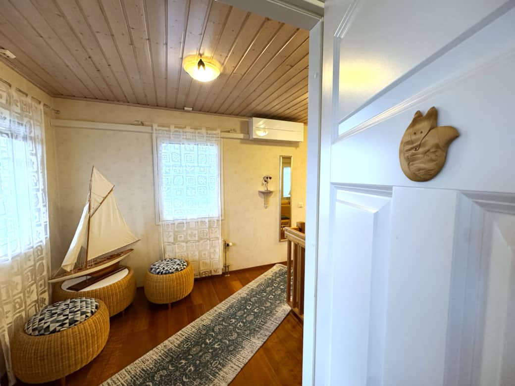 Doorway from the Kettu room. Doorway from the Kettu room.