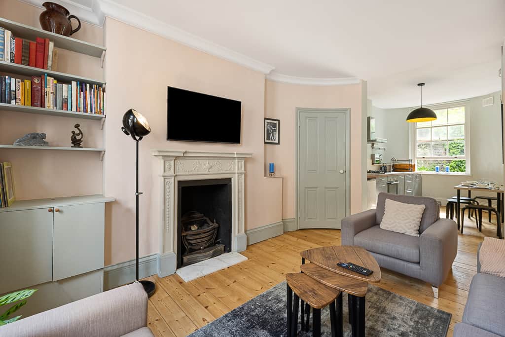 Decorative fireplace