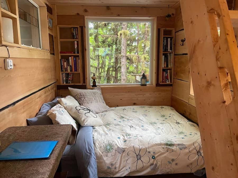 double bed main floor