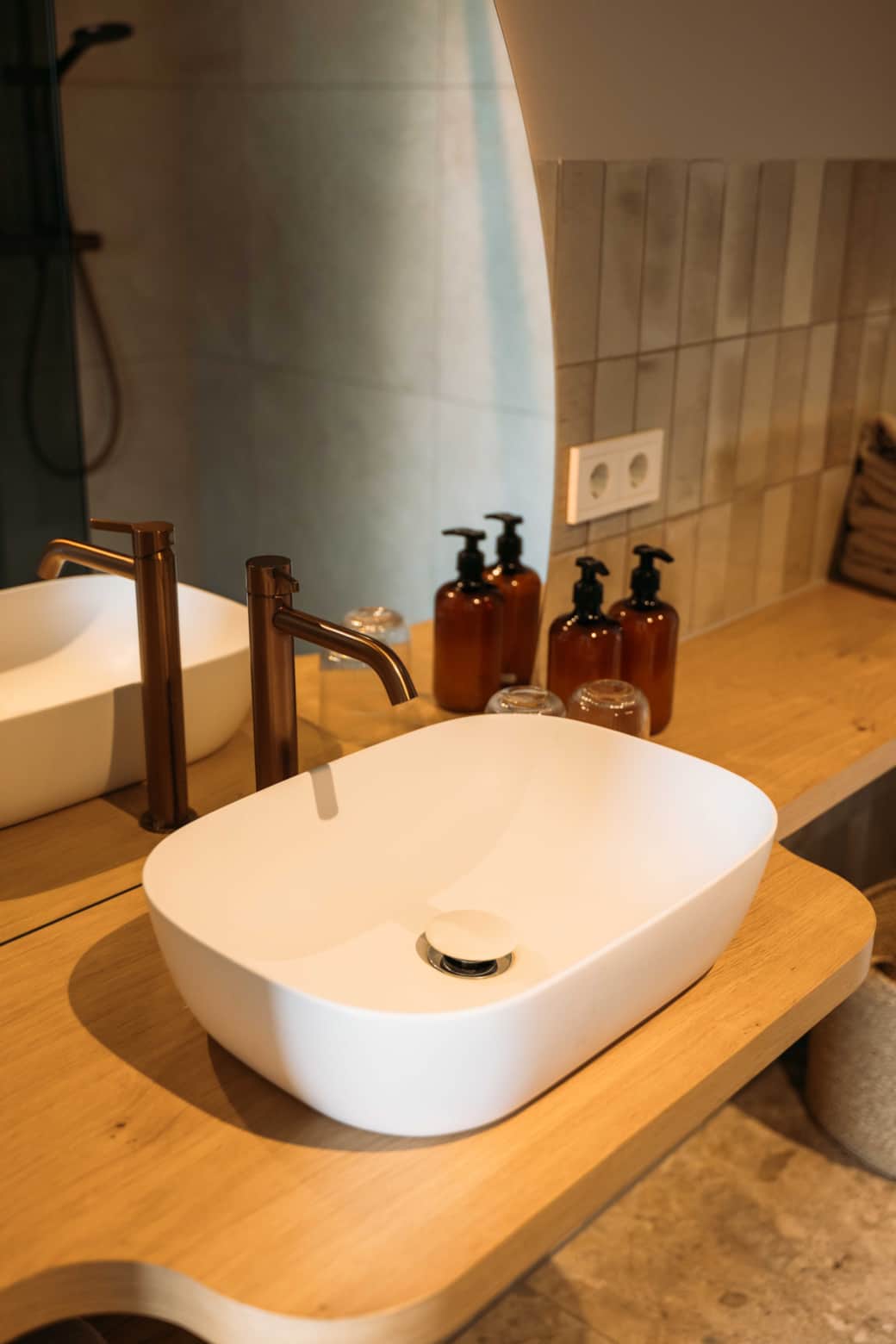 Wastafel in badkamer