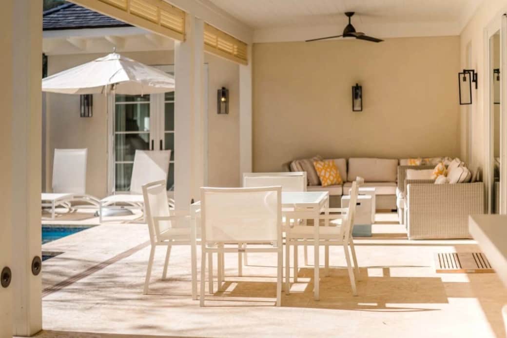 St Kitts Terrace Lounge