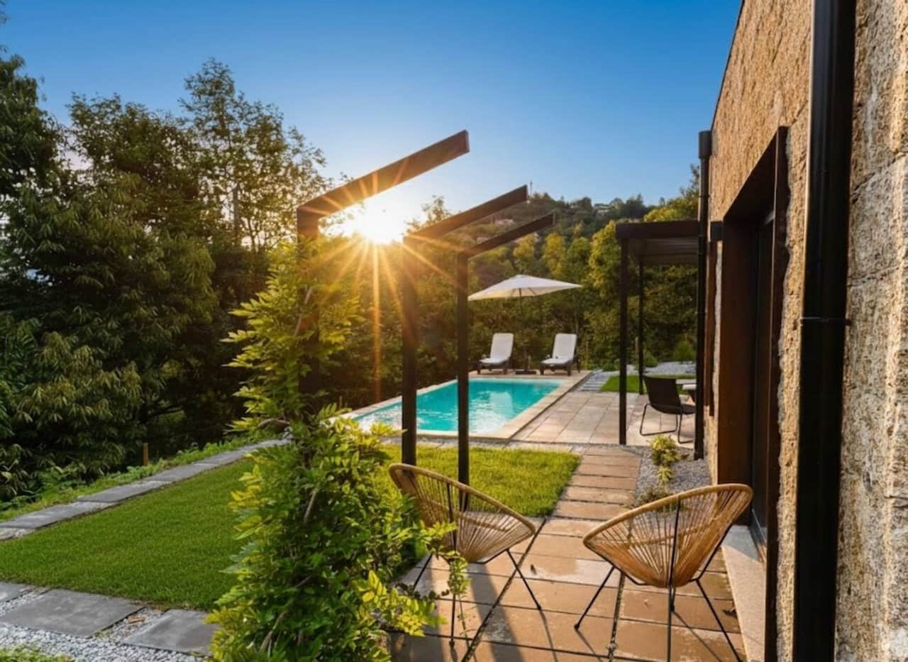 Garden patio & private pool with lake and mountain of Geres at chestnuthill-geres.