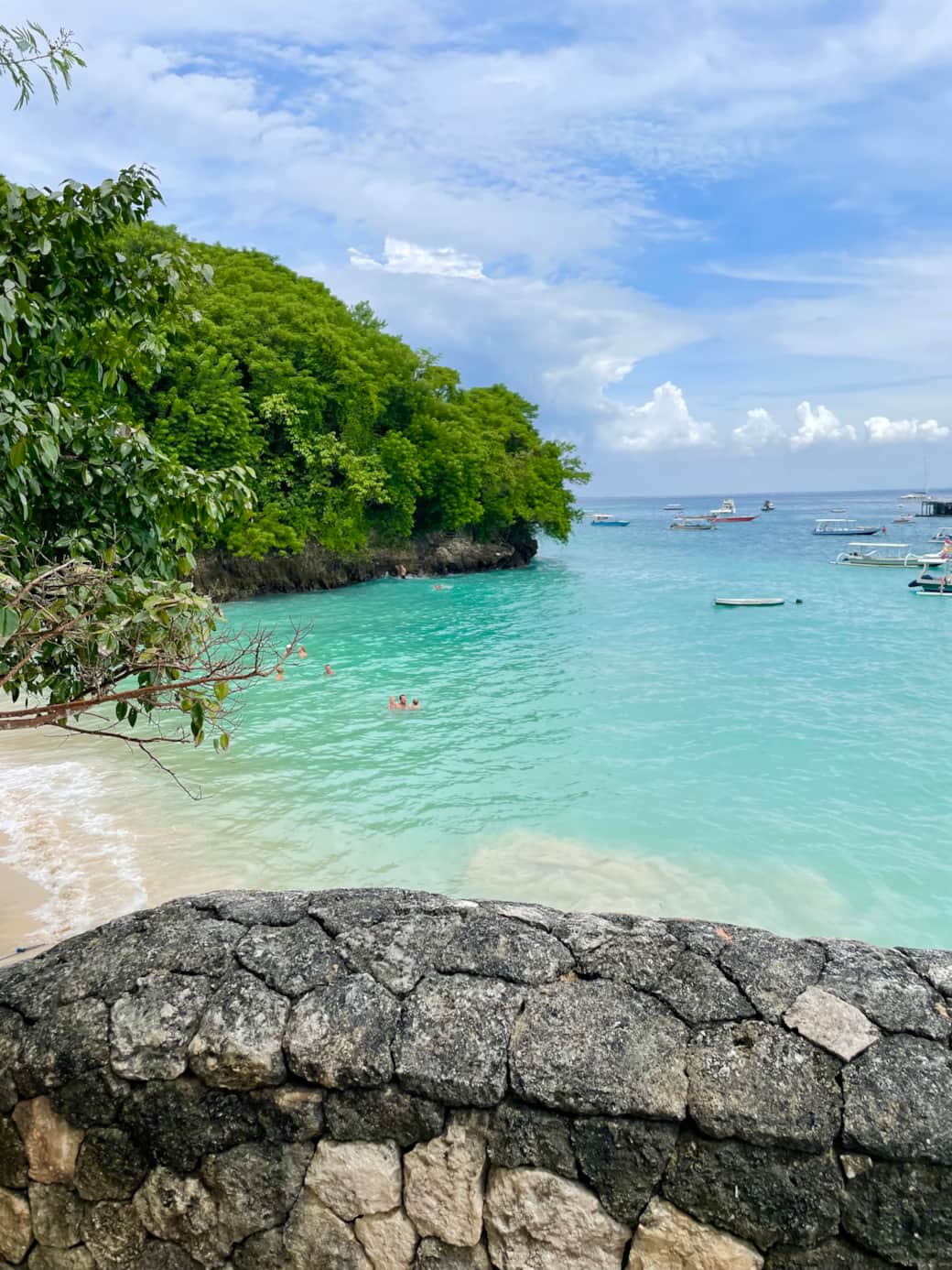 Thula Lembongan Villas Coconut Beach