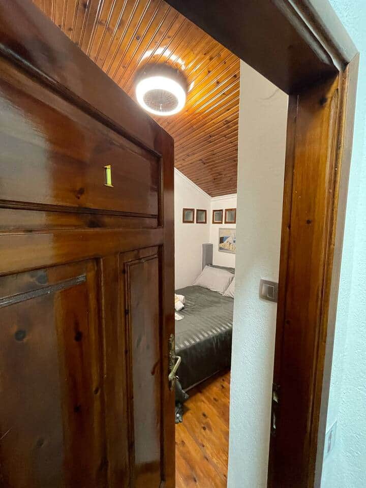 Room 1