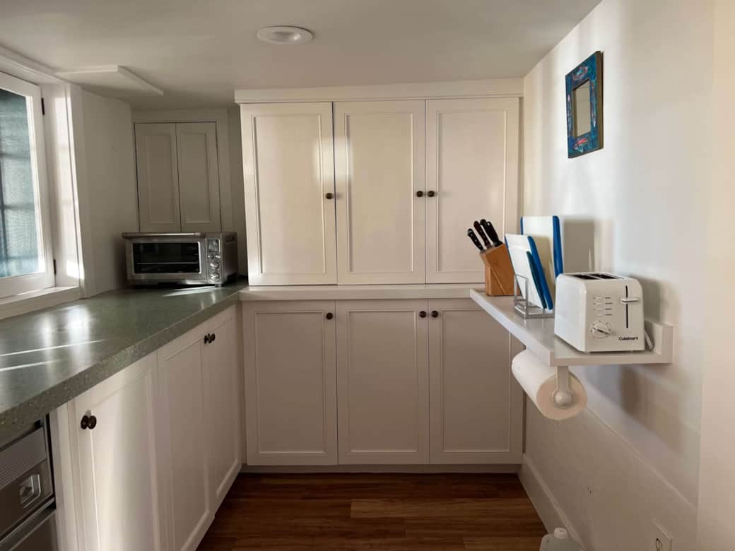 Kitchen salt cay half way house
