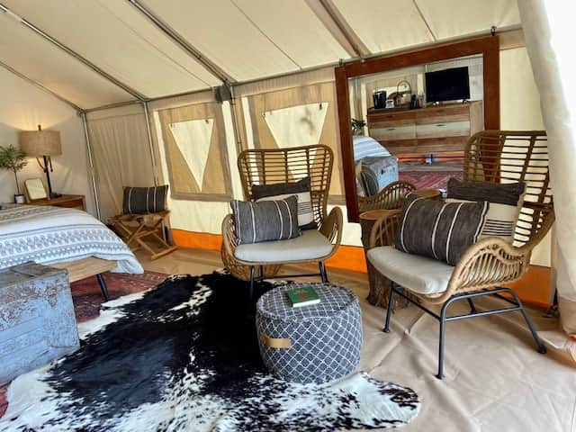Safariinsideseating