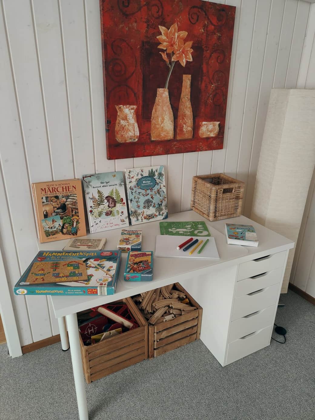 Spiel und Arbeitsecke Spiel und Arbeitsecke