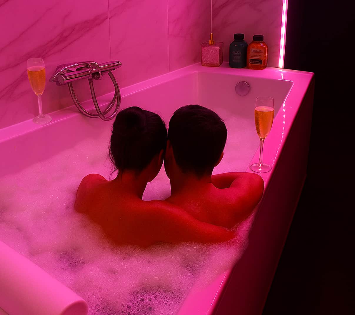 Balnéo double à bulles massantes et hammam privatif deux places à Love Horizons Rennes
