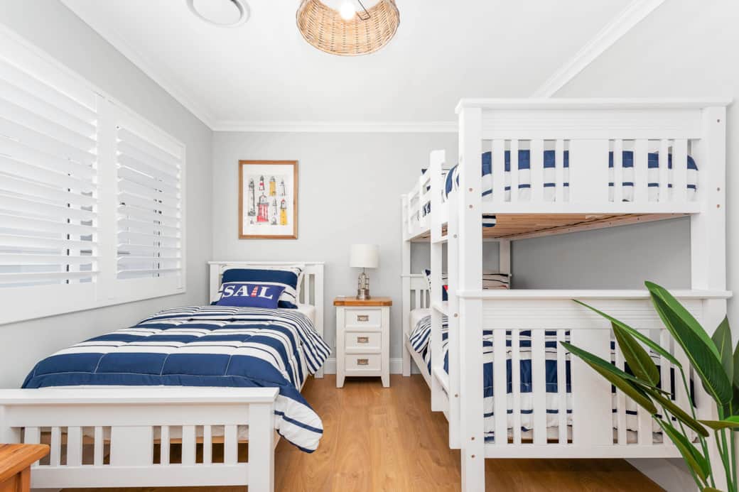 Bed 4 - Lighthouse room - Single bunk beds & separate single bed