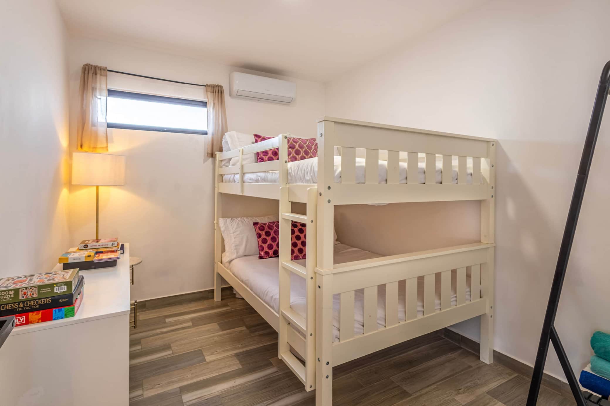 Bunkroom 1