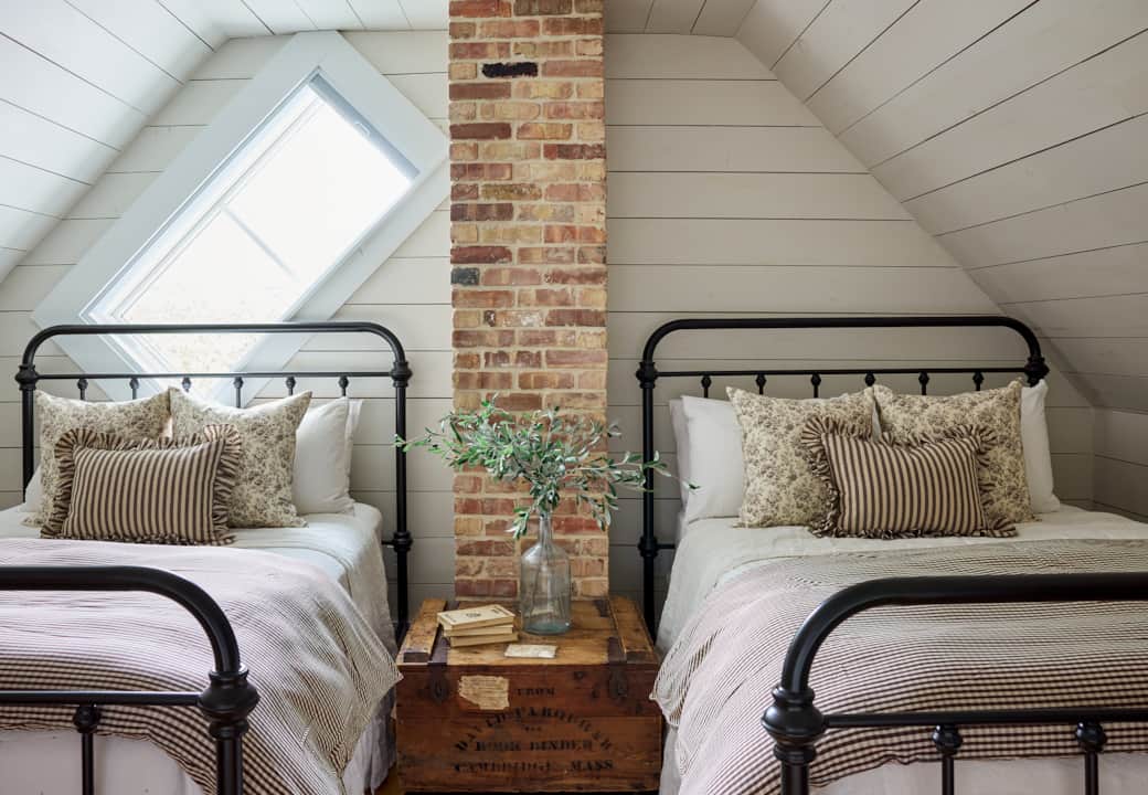 2 Double Beds | Upstairs Bedroom