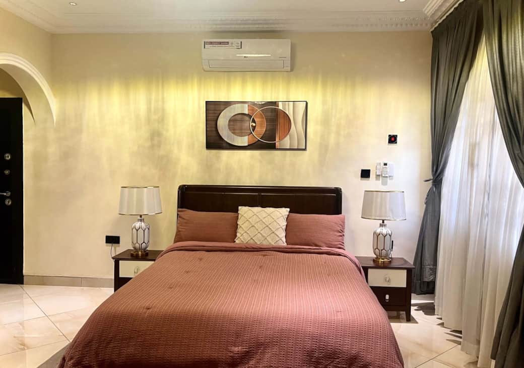 Master Bed With Sunshine 2 1280x900