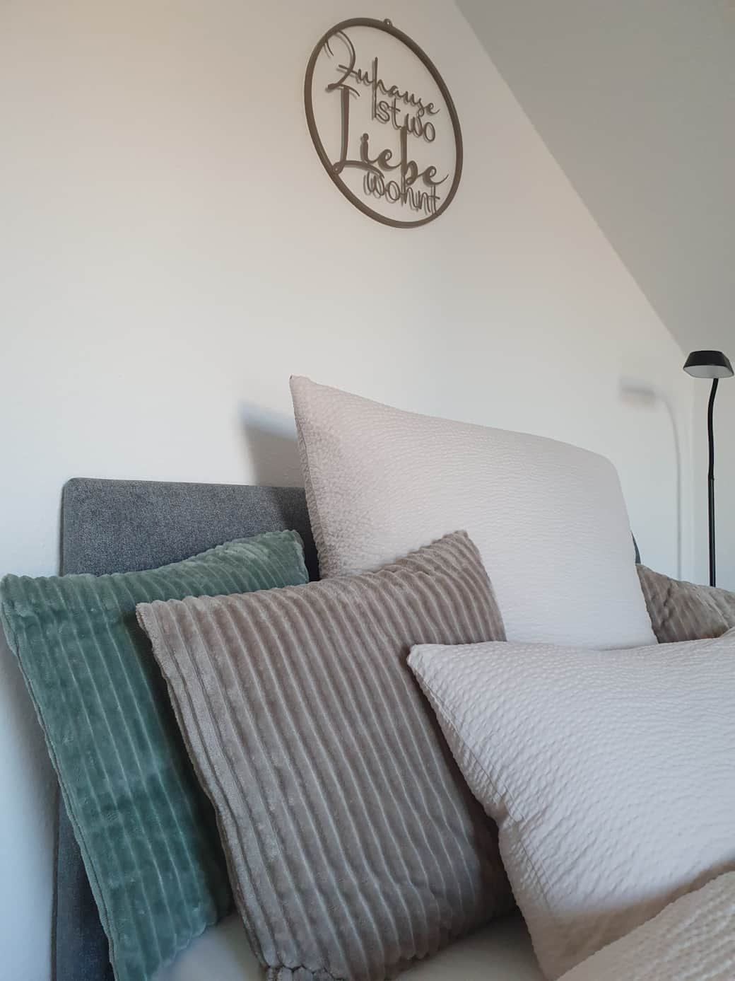 Room Taupe home4night