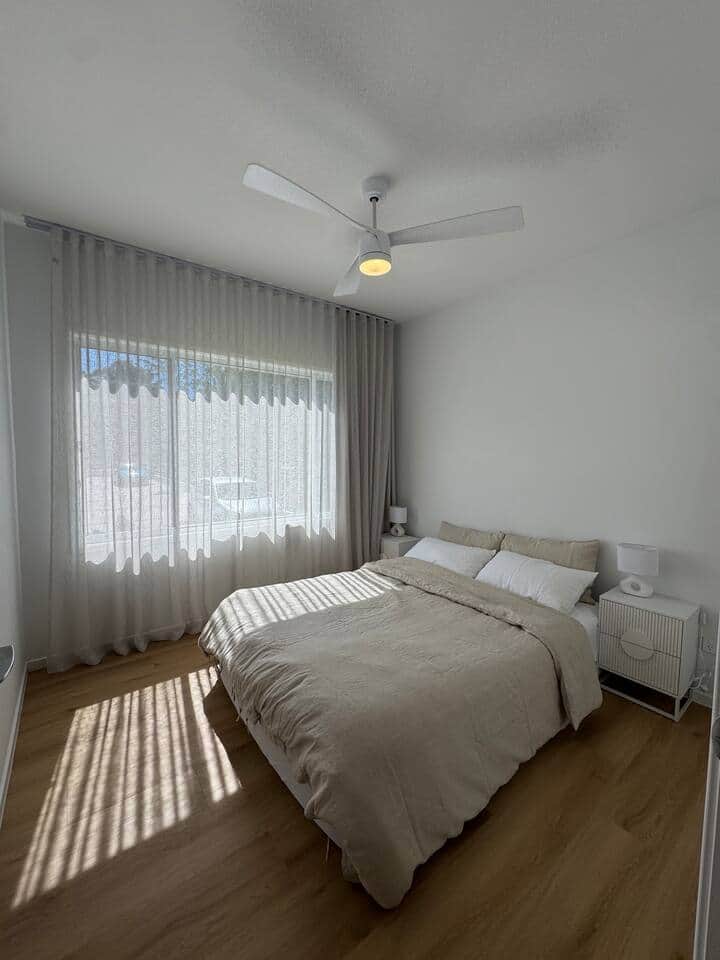 Bed 2, Queen bed w/ceiling fan, BIR & privacy lock
