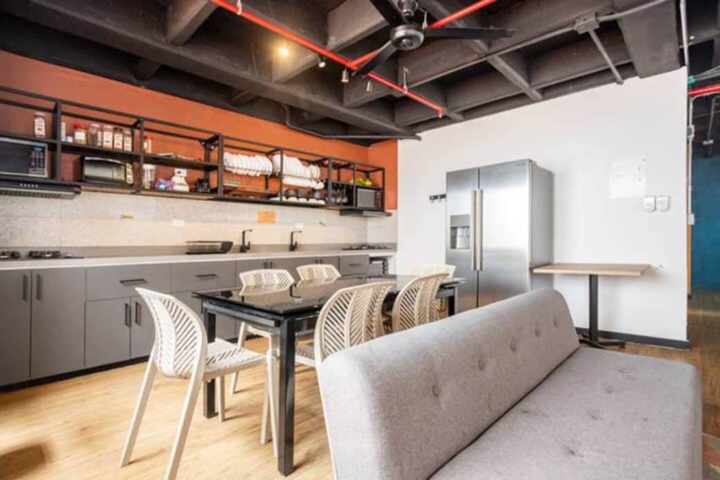 Hospedaje con cocina compartida en Medellín