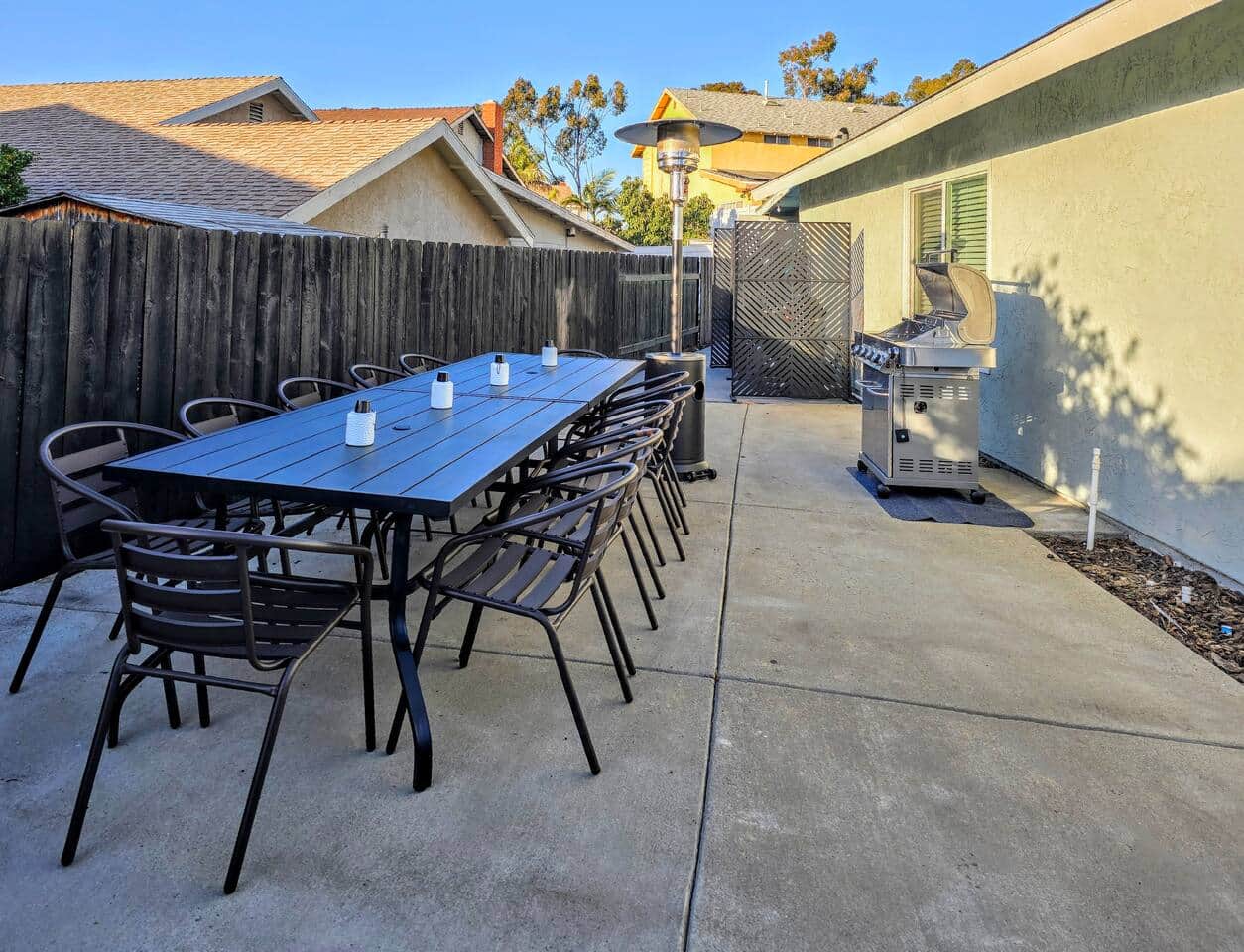 Outdoor Dining Area 