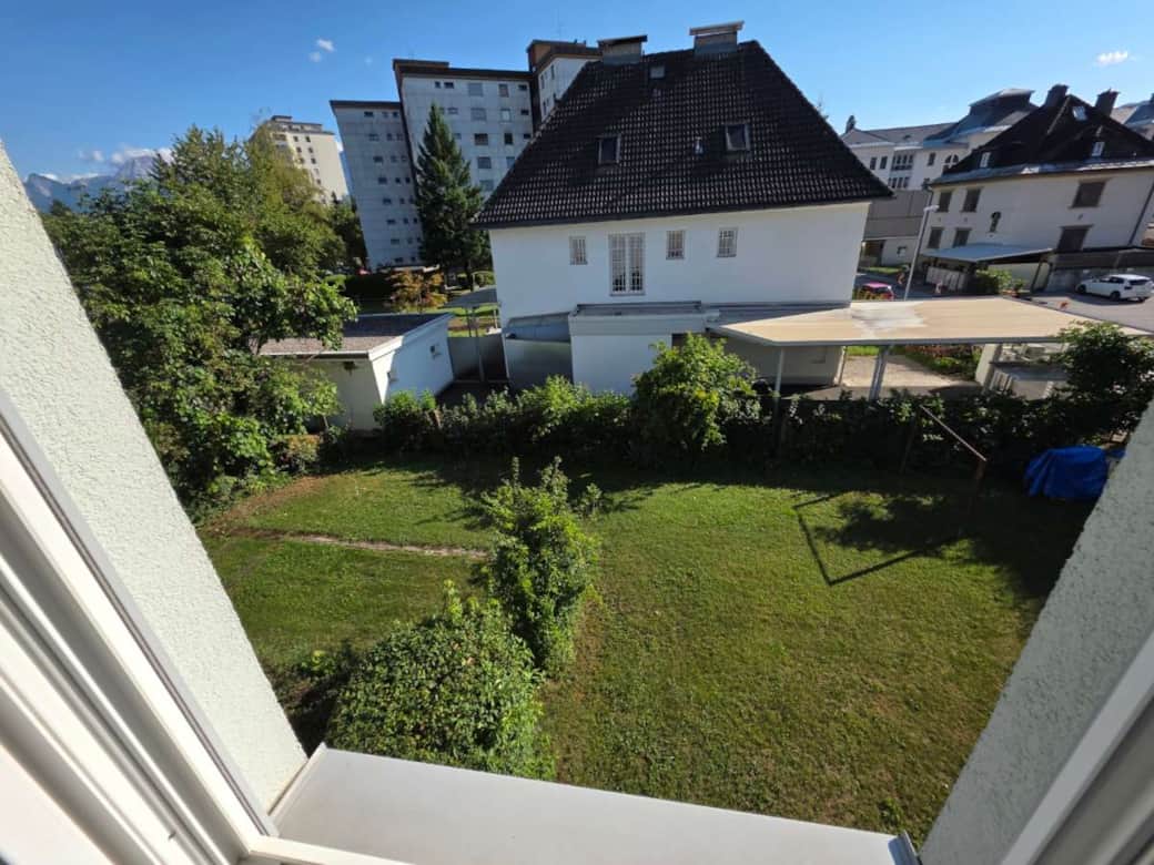 VILLACH VILLA P 1OG Aussicht Süd