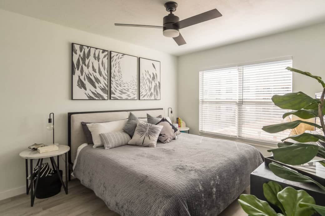 Sink into our king-size memory foam bed in the master bedroom and drift off to sleep in the lap of luxury. The eloquently decorated room will create a relaxing and inviting atmosphere for a perfect night's rest.