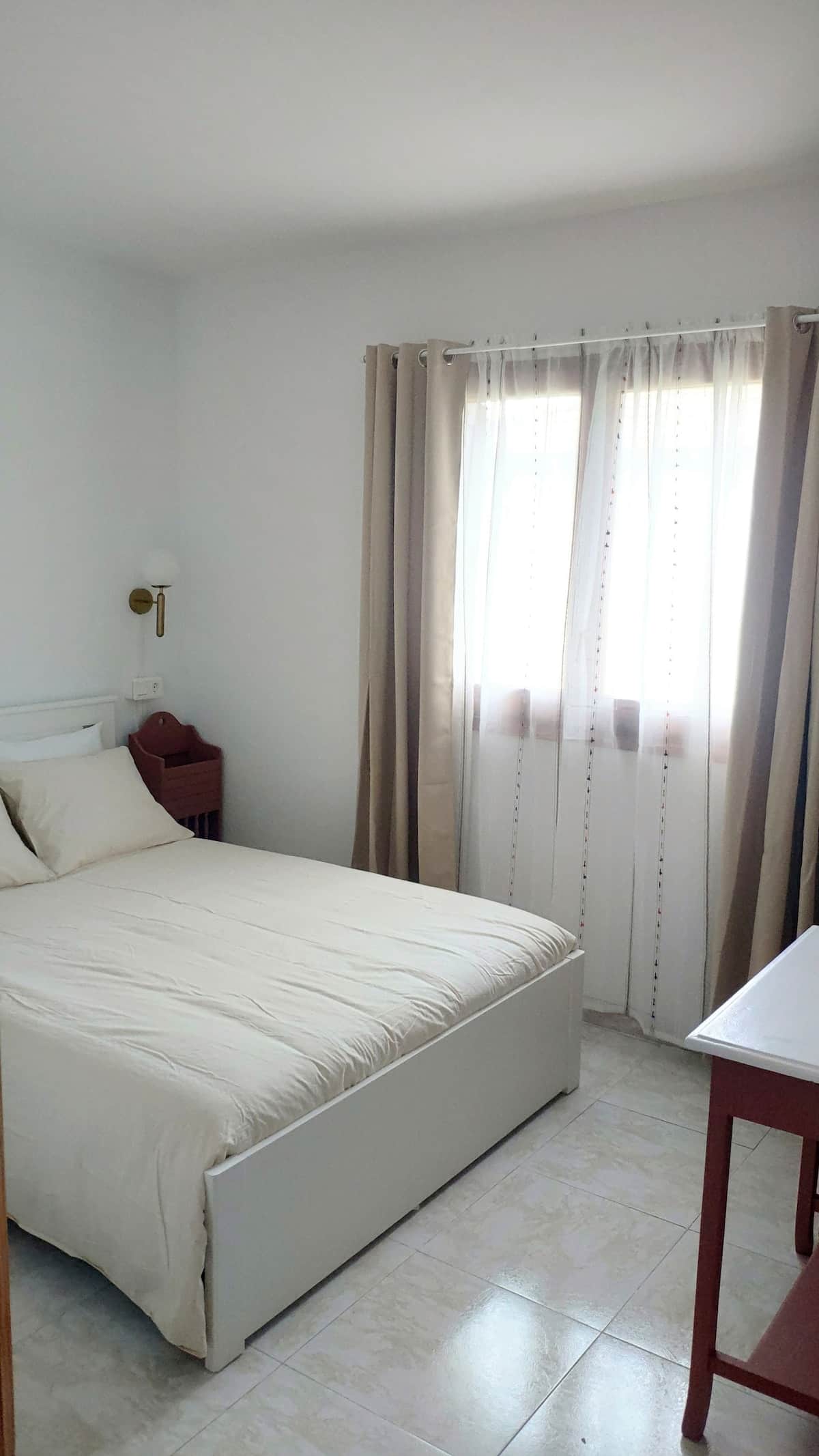 Habitación Roja con baño privado