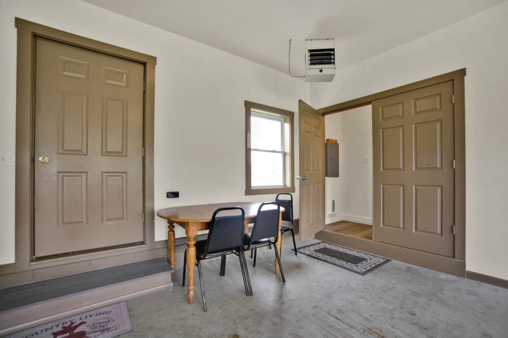 Entry to Loft 470 is though the double doors, up the stairs. 