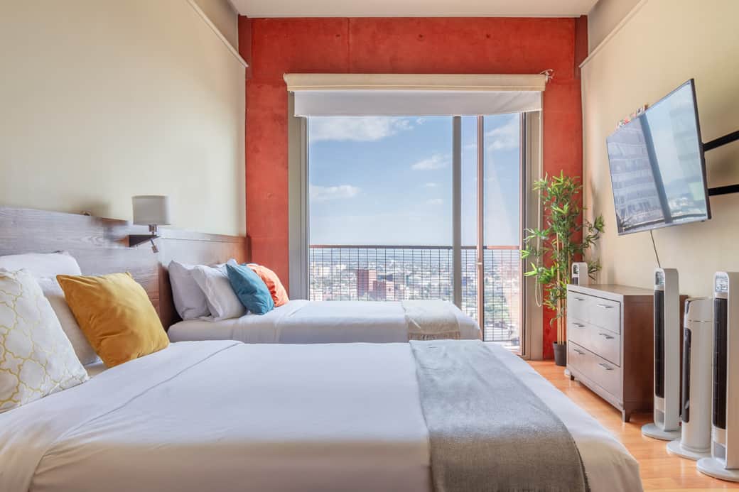 R27 2002 01 R27 2002 01