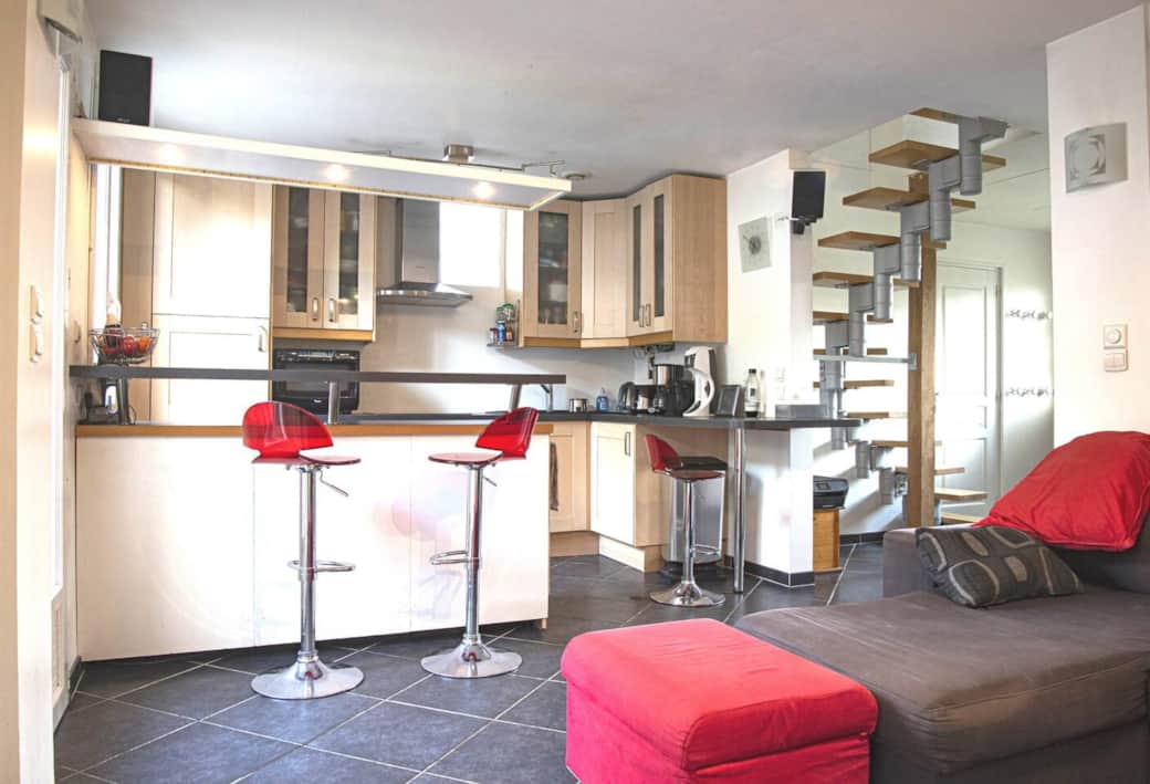 La cuisine, vue du salon