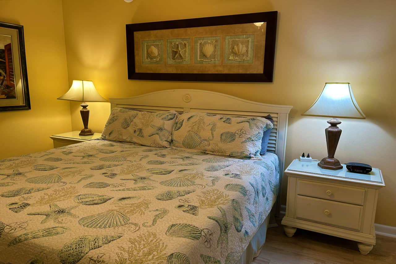 Phoenix X Unit 302 Resort King Master Bedroom