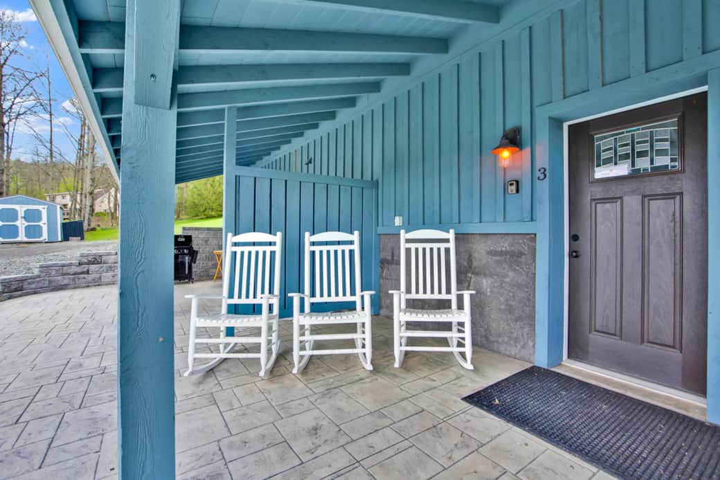 Raven Feather Retreat - Unit 3 - hosted by MVR Vacation Rentals 570-948-1293