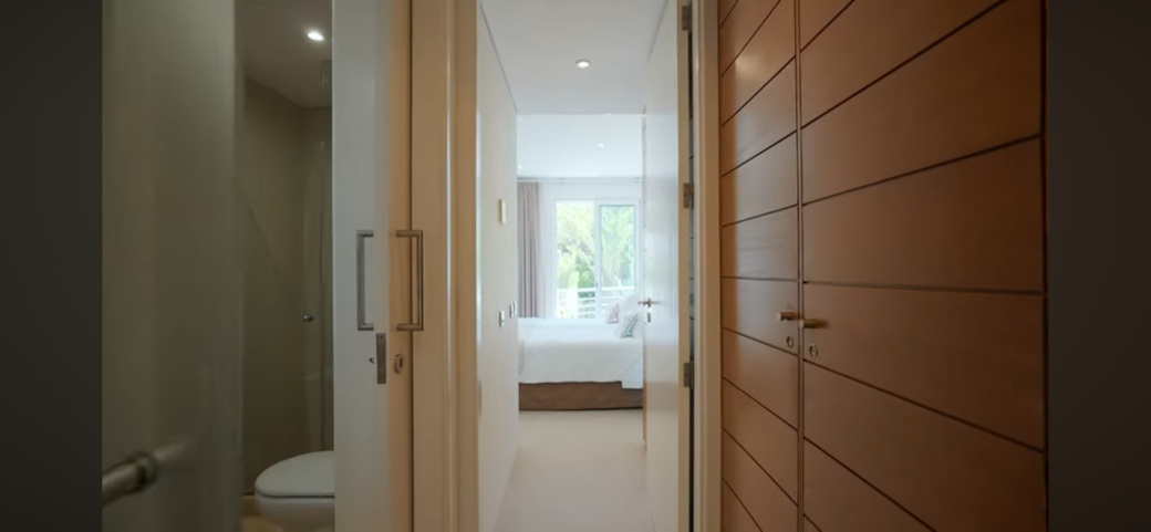 Entrance to Twin Room