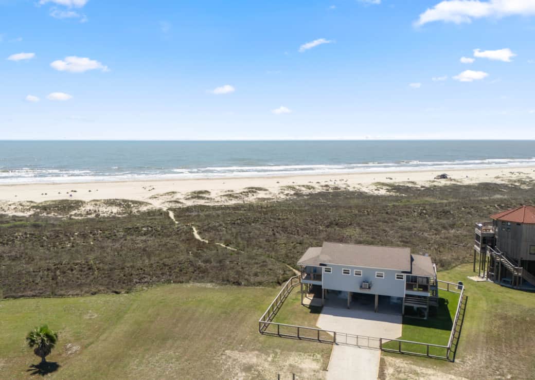 03_Driftwood Beach House