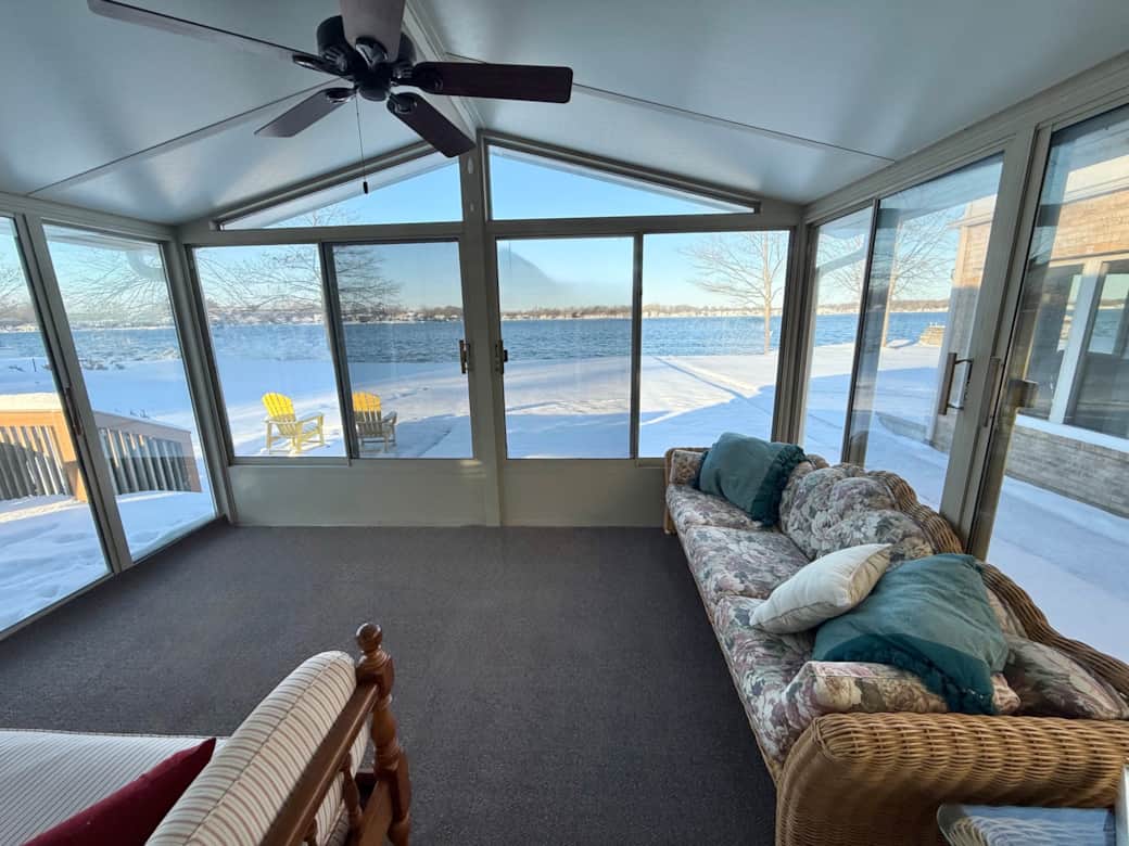Three-Season Porch 