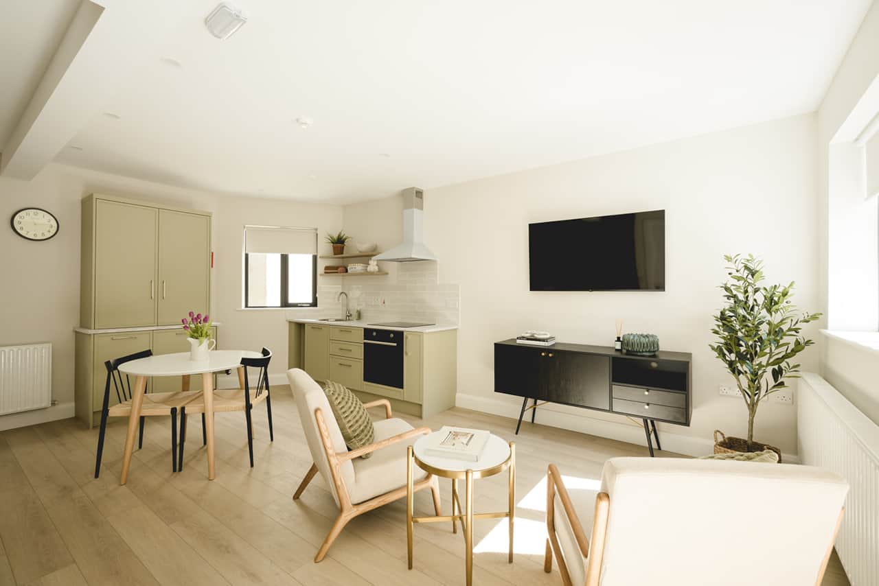 SchoolHouse Apartment 2 The Couryard