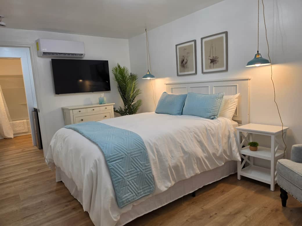 Goose bedroom Queen Goose bedroom Queen
