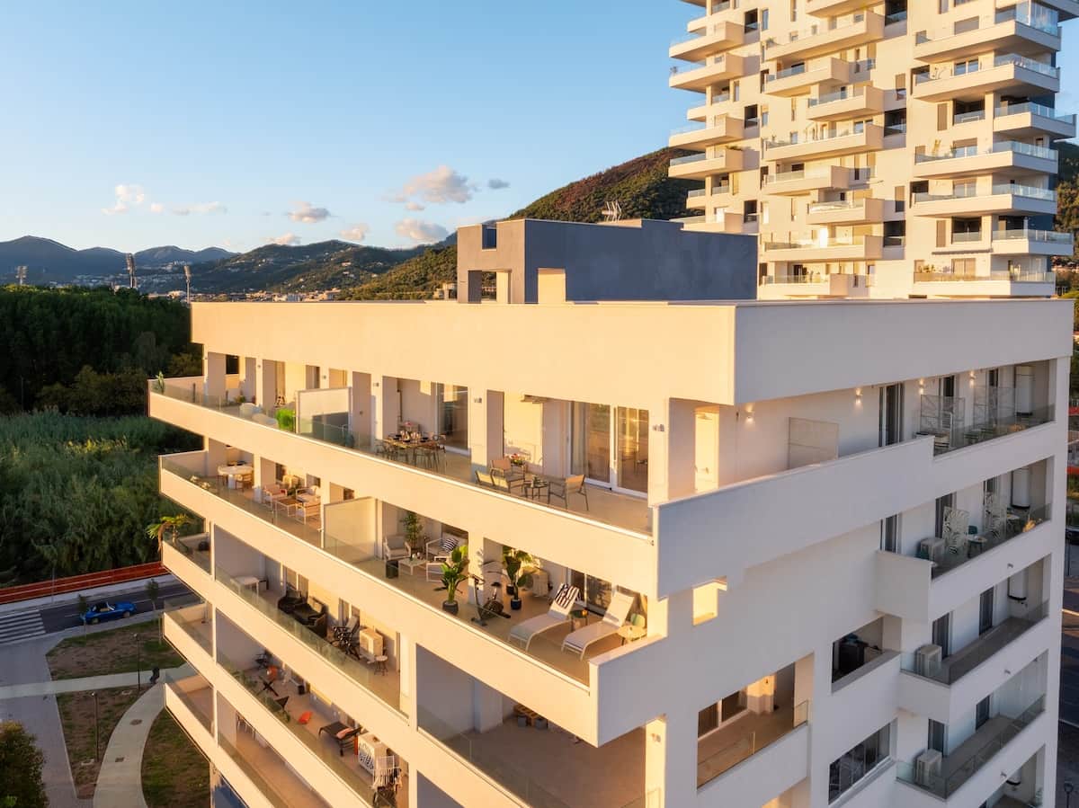 Lantern Penthouse was created as a place of light, calm, and positive energy by the sea.