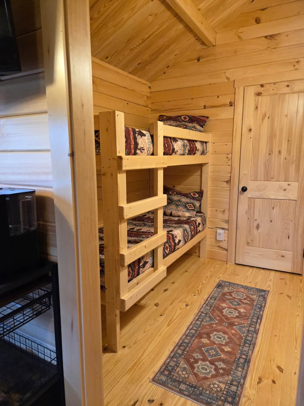 Twin Bunkbeds