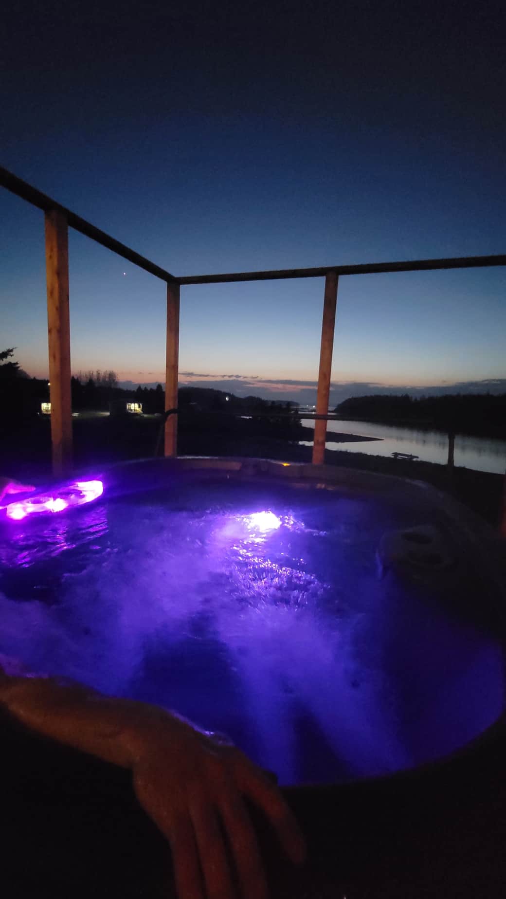Private 5 Person Hot tub, easy access from front deck