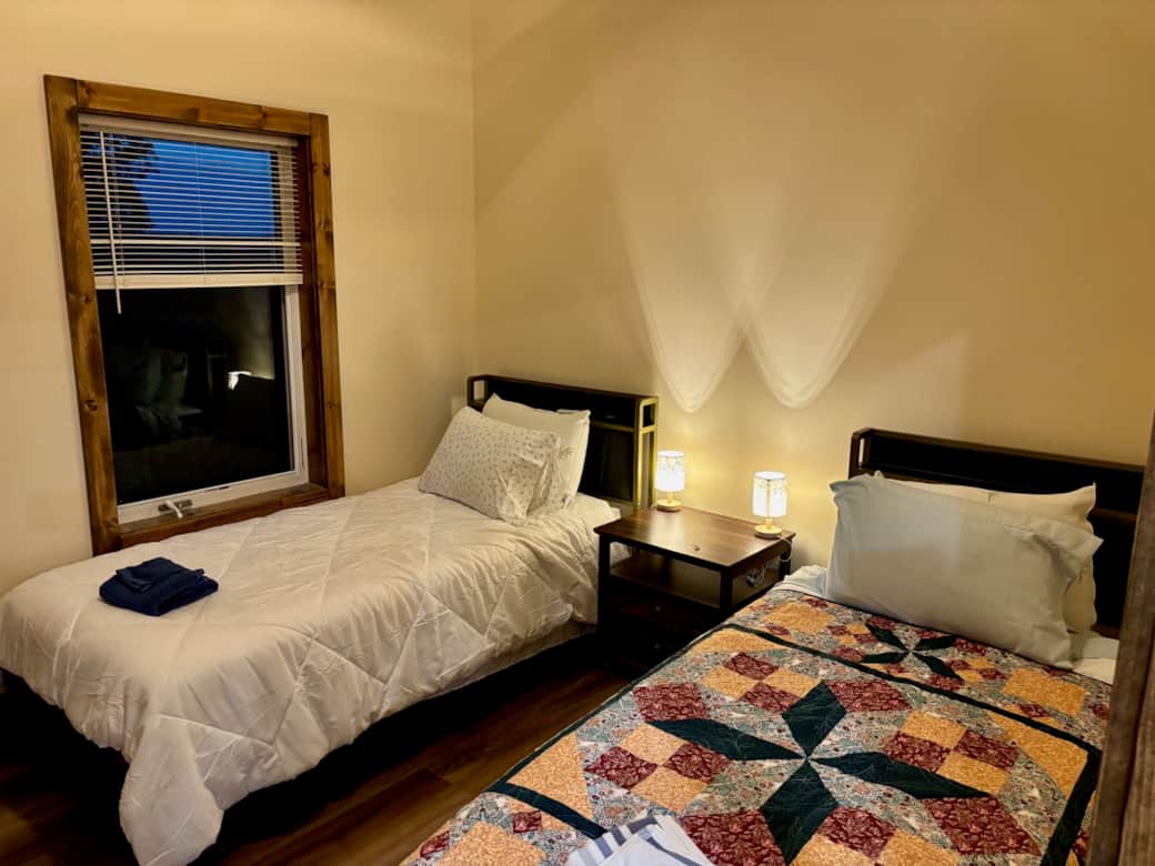 Bedroom 5 (Wheelchair Accessible)