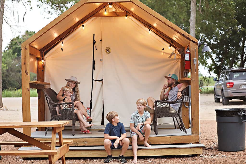 Fully Insulated Glamping Cabin Fully Insulated Glamping Cabin
