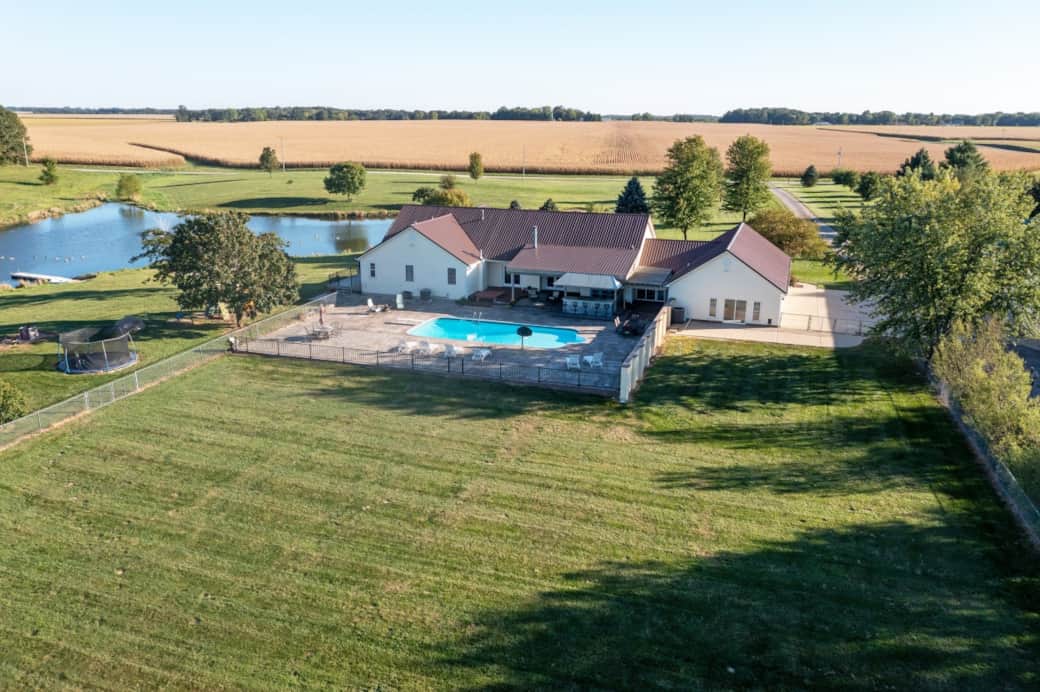 Your family and friends will have plenty of space during your stay. Your family and friends will have plenty of space during your stay.