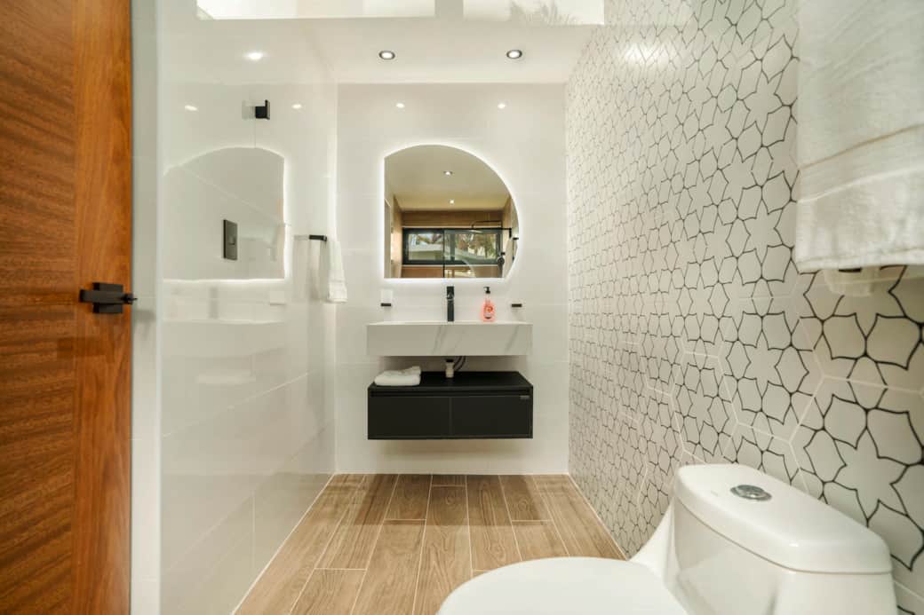 Cabarete encuentro master bath luxury